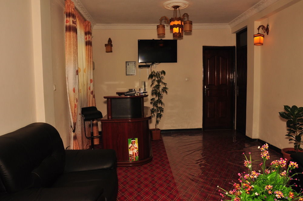 Keba Guesthouse Addis-Abeba Extérieur photo